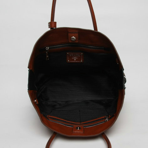 2014 Replica Designer Original Grainy Calfskin Tote Bag B2621T camel&black